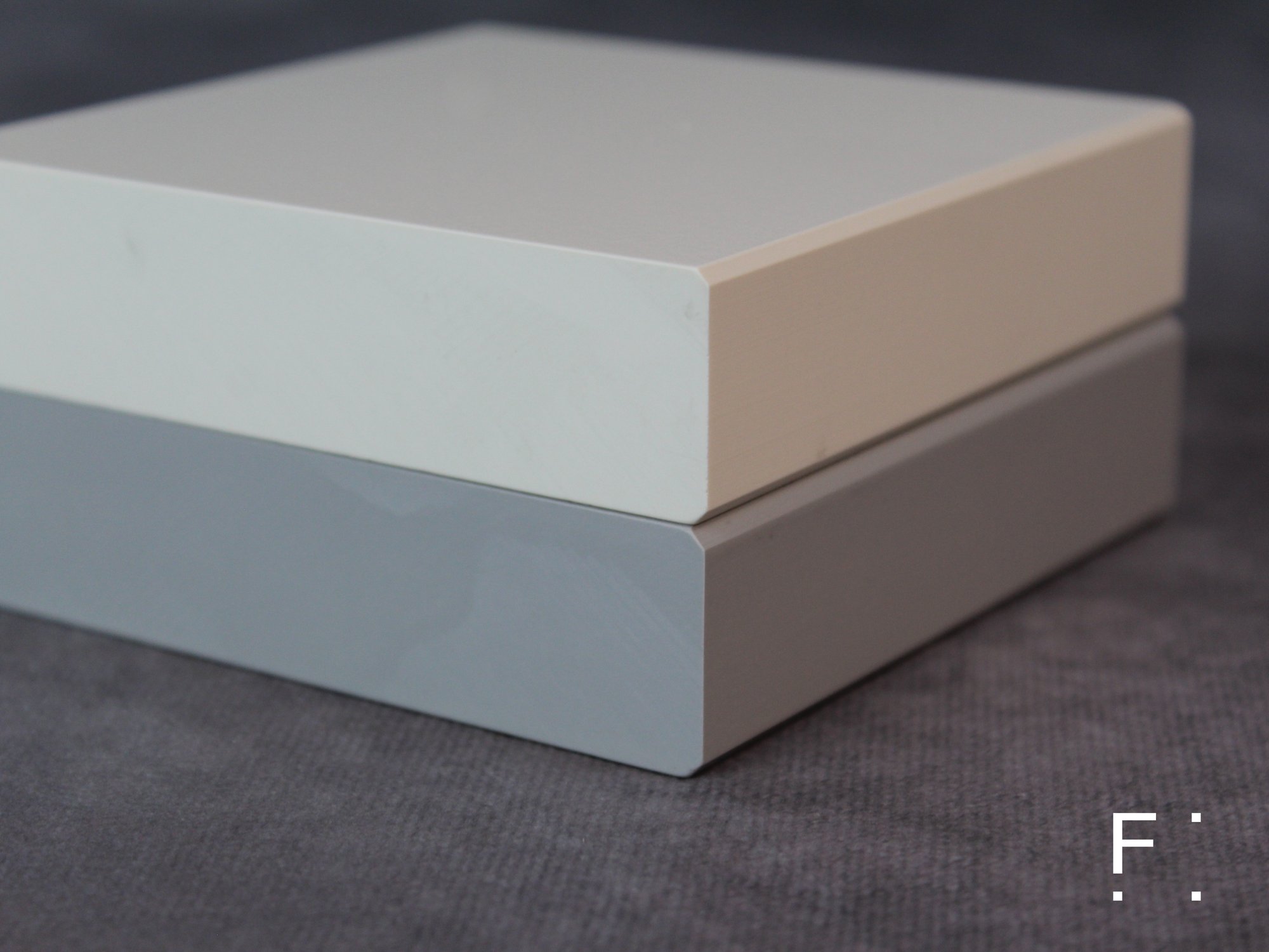 Max Resistance2 laboratory work surface phenolic panels in Color Through Core Max Resistance2 laboratory work surface phenolic panels in Color Through Core